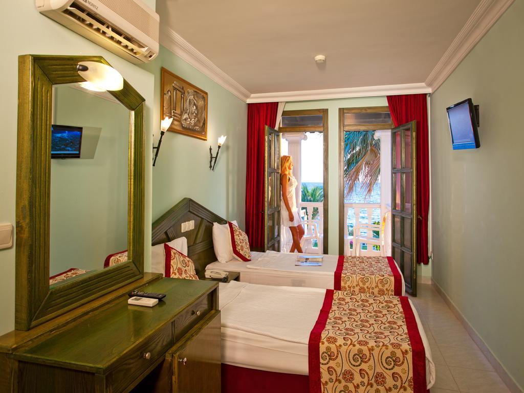Club Tarhan Beach Didim Chambre photo