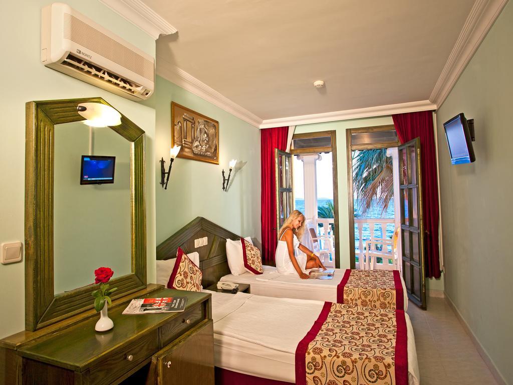 Club Tarhan Beach Didim Chambre photo